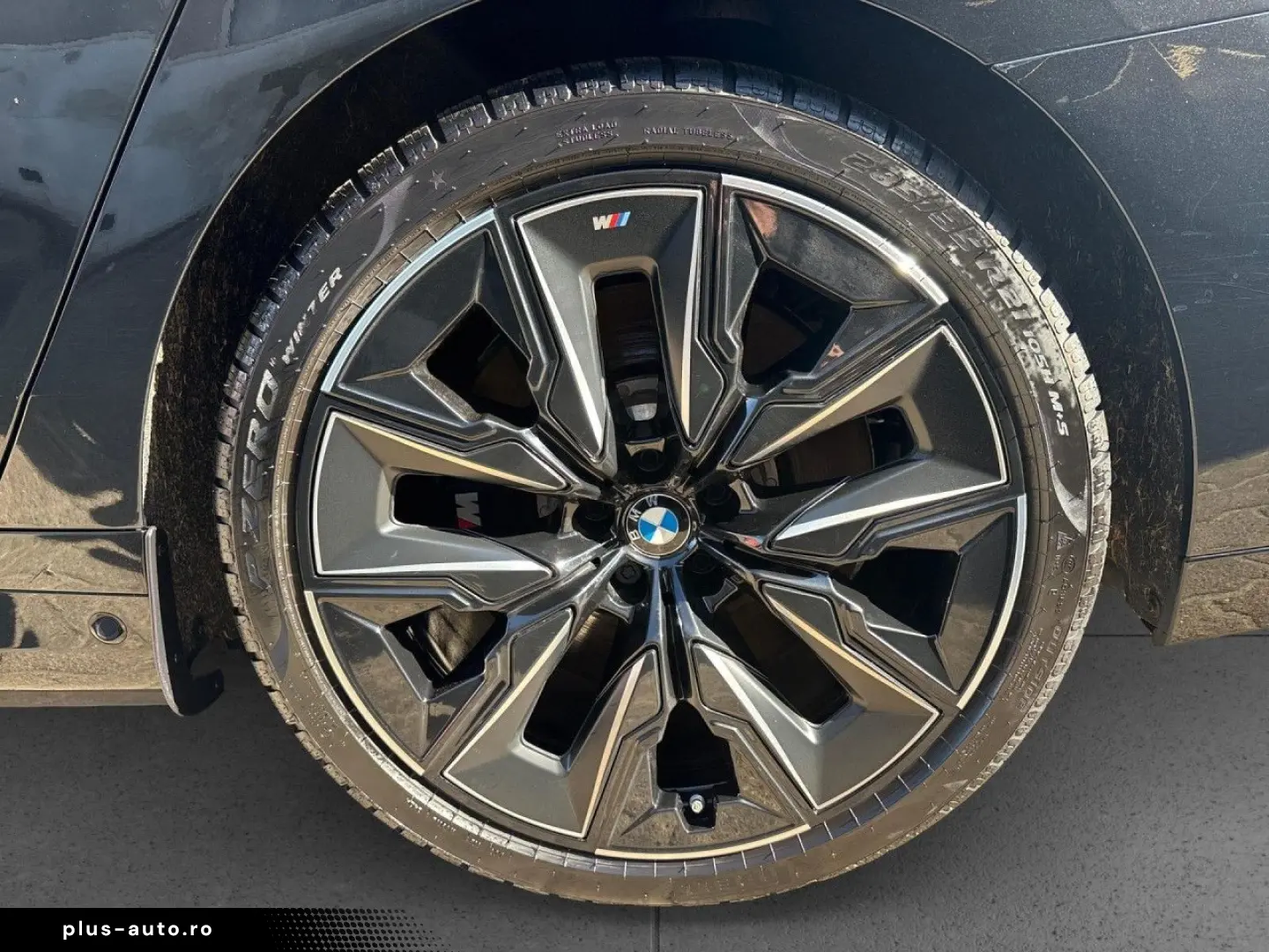 BMW M760e xDrive PRO M Perfor SkyL FondEnt Kristall