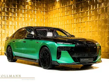 BMW M760e xDrive   by LARTE DESIGN   B&W   TV