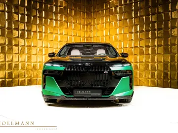 BMW M760e xDrive   by LARTE DESIGN   B&W   TV