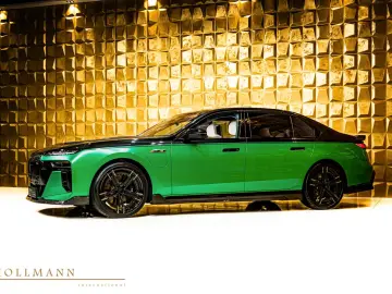 BMW M760e xDrive   by LARTE DESIGN   B&W   TV