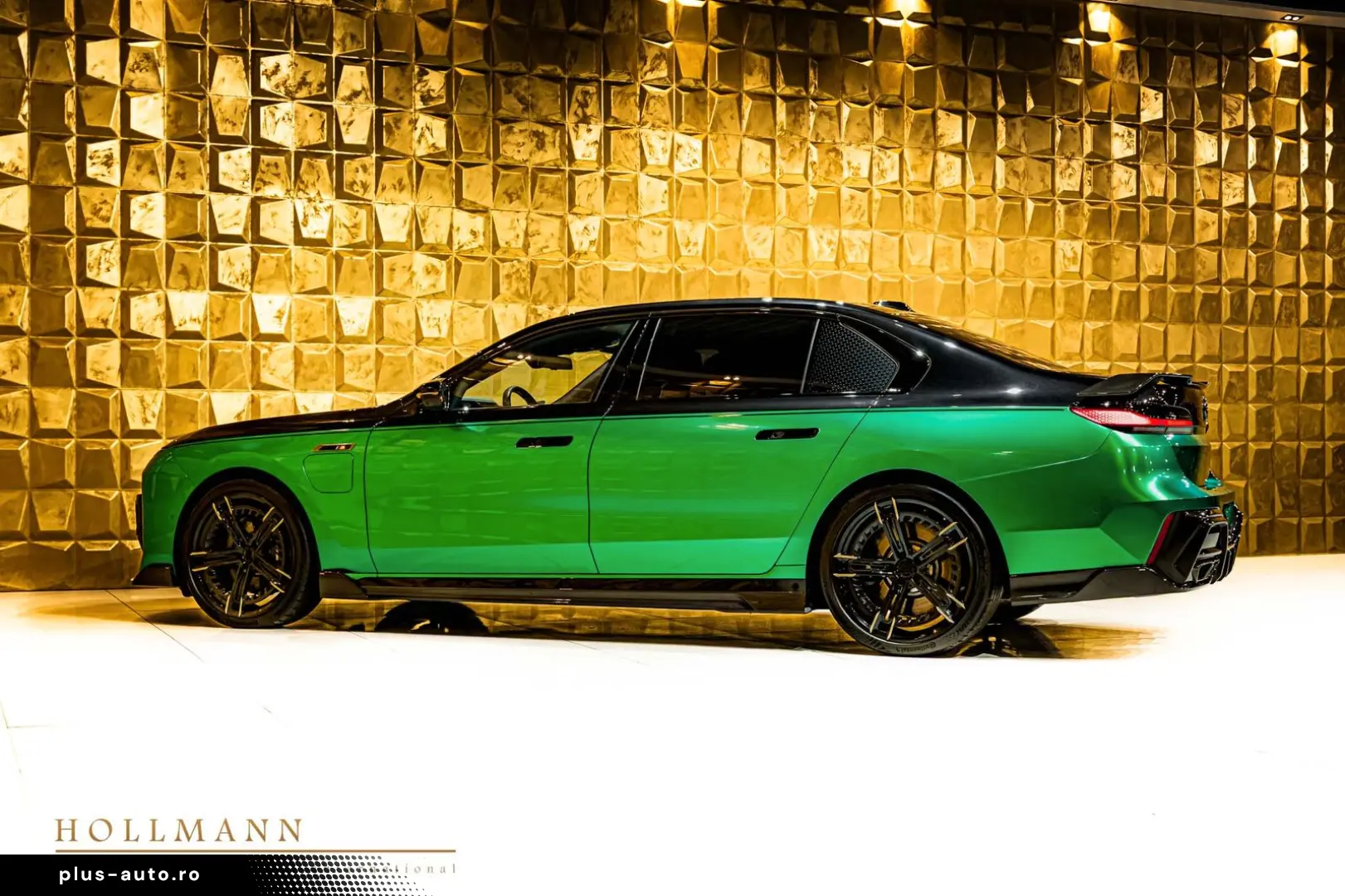 BMW M760e xDrive   by LARTE DESIGN   B&W   TV