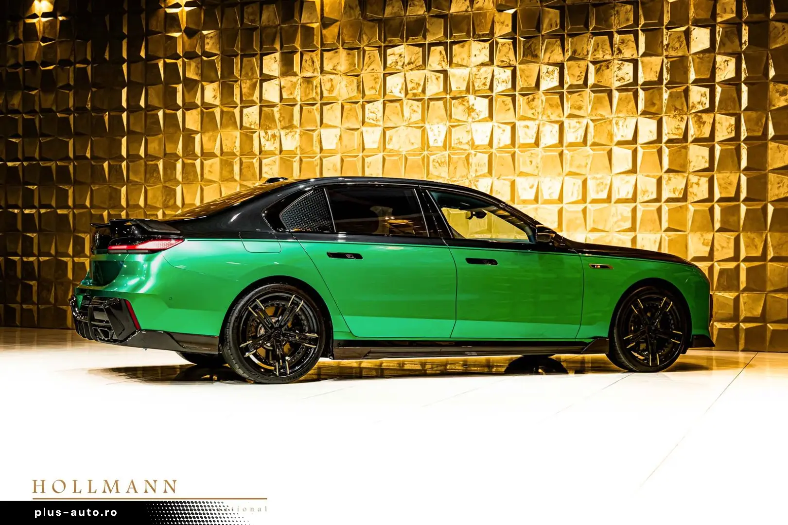 BMW M760e xDrive   by LARTE DESIGN   B&W   TV