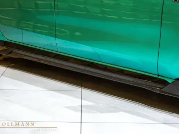 BMW M760e xDrive   by LARTE DESIGN   B&W   TV