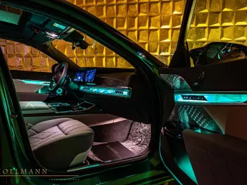 BMW M760e xDrive   by LARTE DESIGN   B&W   TV