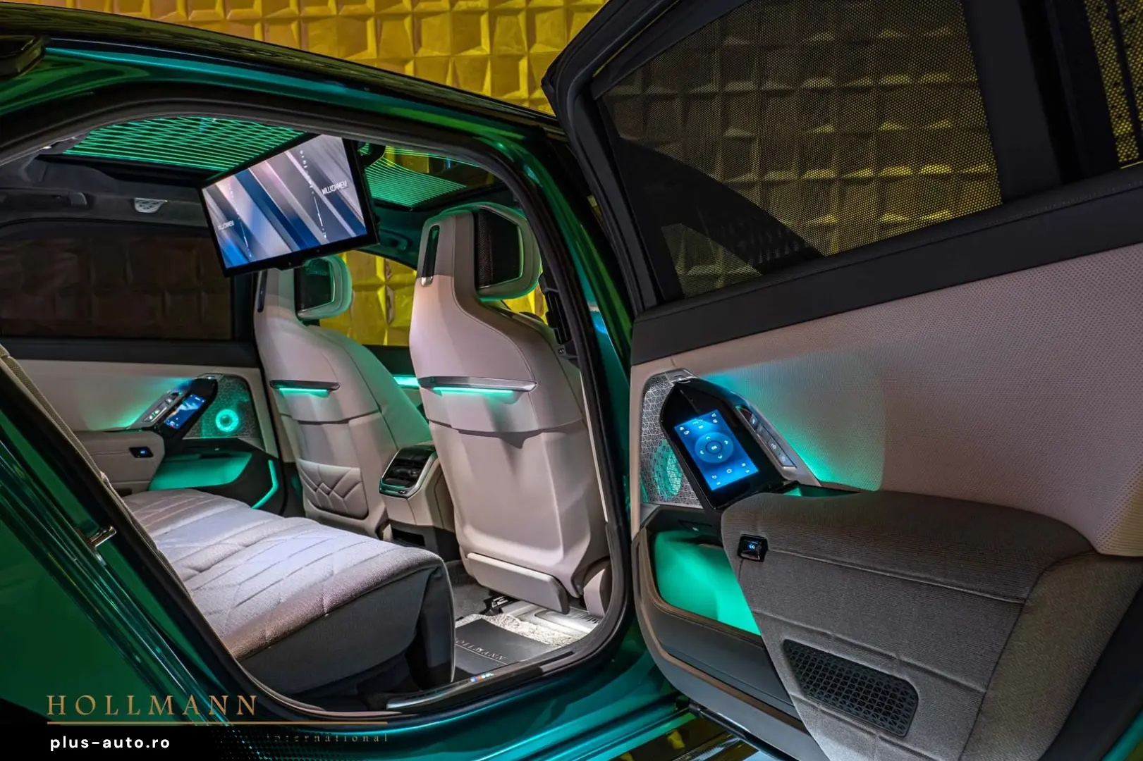 BMW M760e xDrive   by LARTE DESIGN   B&W   TV