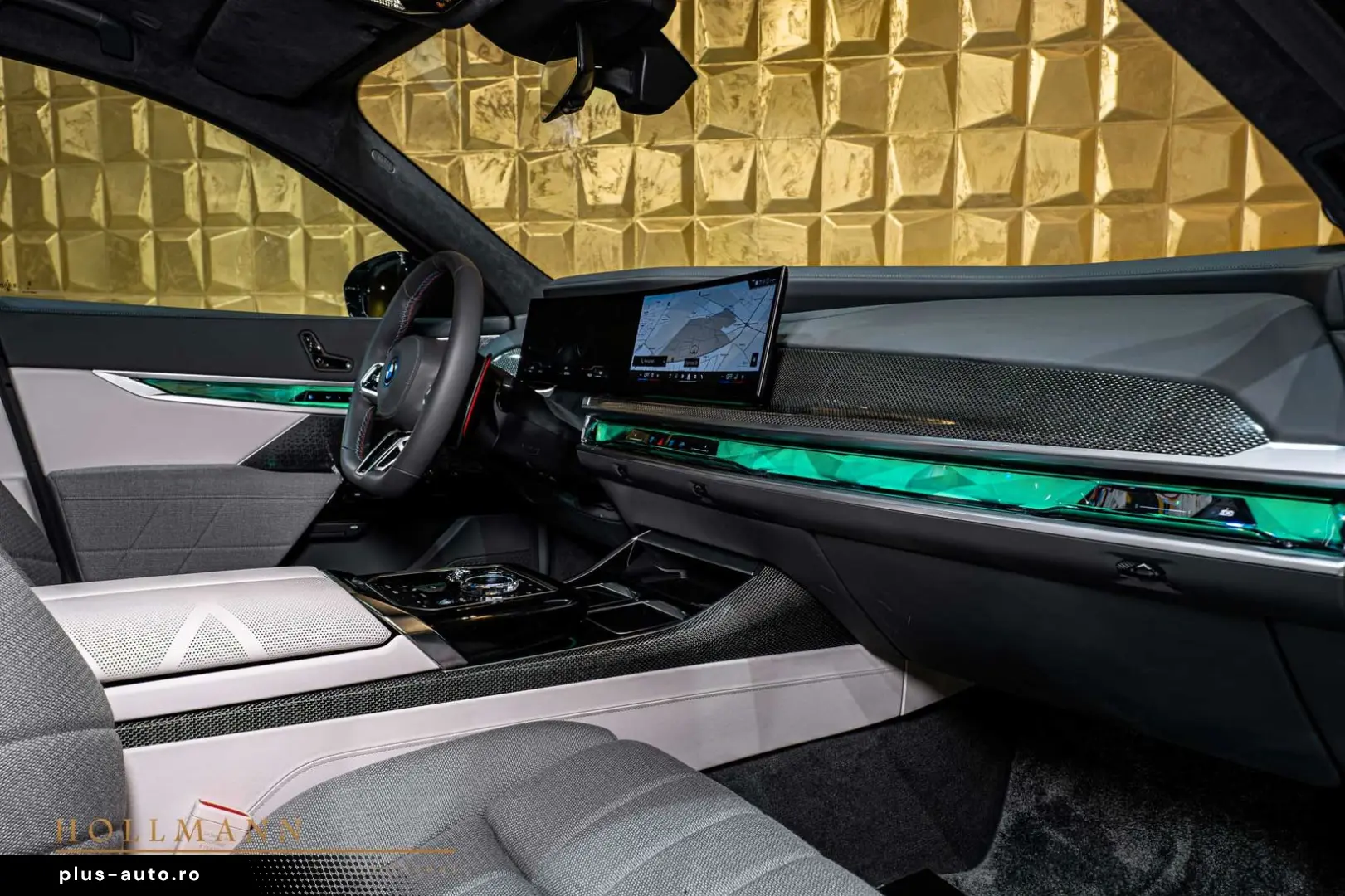 BMW M760e xDrive   by LARTE DESIGN   B&W   TV