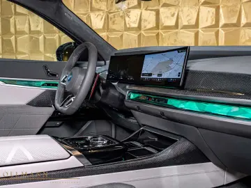 BMW M760e xDrive   by LARTE DESIGN   B&W   TV