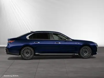 BMW M760e xDrive TV-Fond-Entertainment SkyLounge