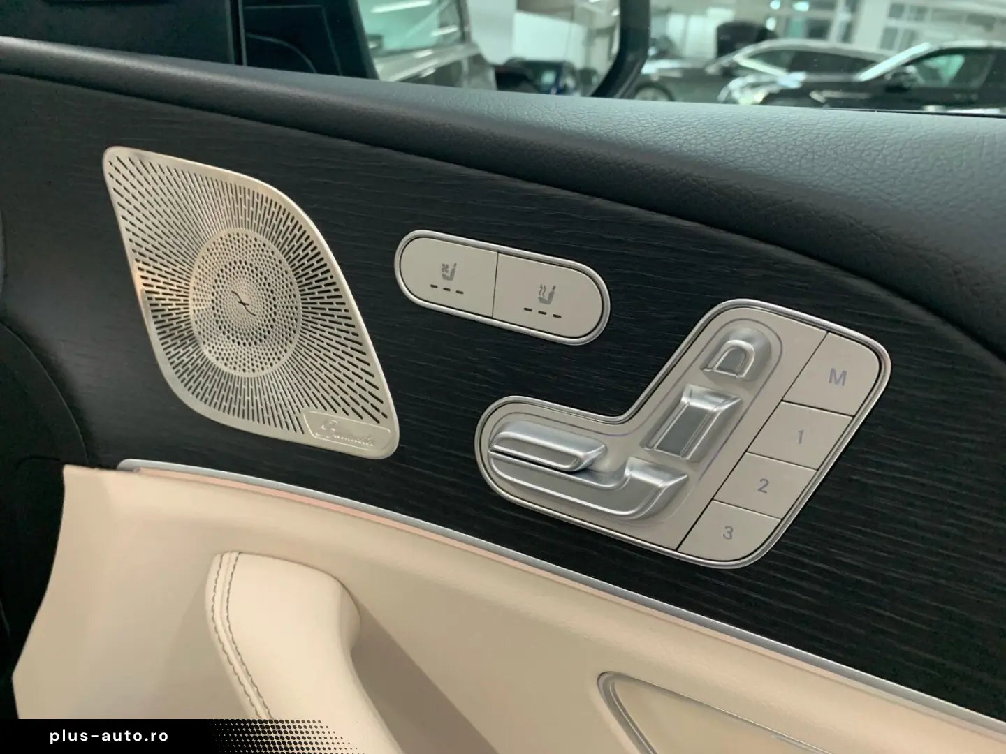 MERCEDES-BENZ GLE 450 4M AMG 7-SITZE AIRM STHZ PANO BURM AHK