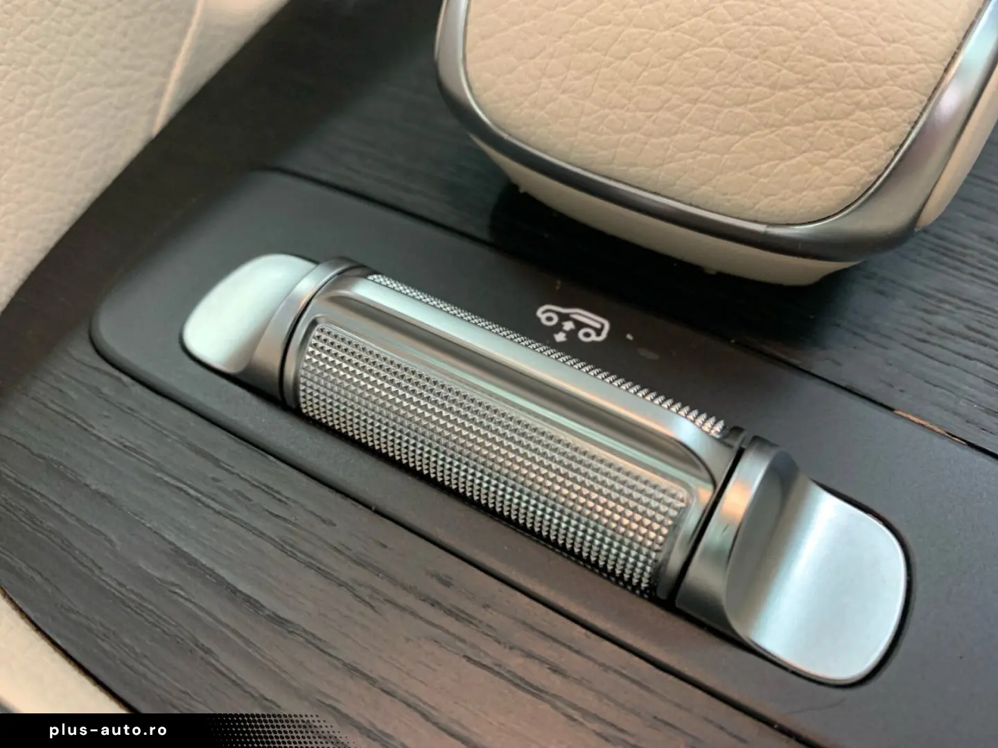 MERCEDES-BENZ GLE 450 4M AMG 7-SITZE AIRM STHZ PANO BURM AHK