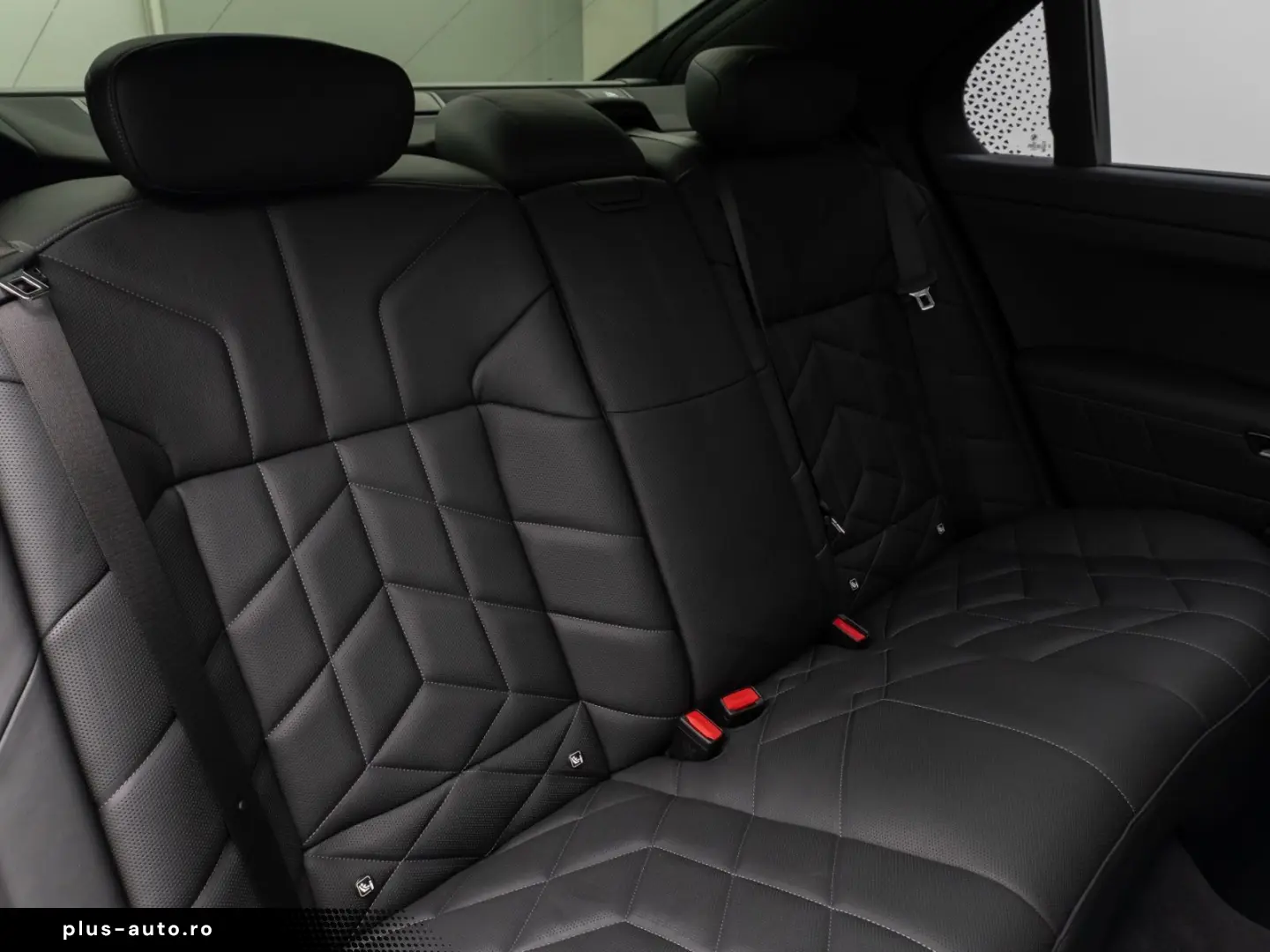 BMW i7 xD60 M-Sport HUD Pano 360 Massage ACC Soft 21