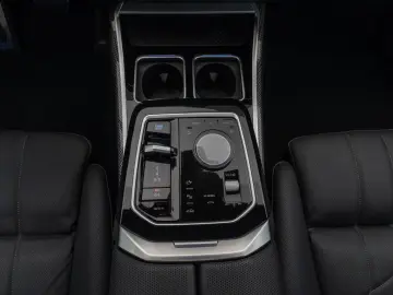 BMW i7 xD60 M-Sport HUD Pano 360 Massage ACC Soft 21