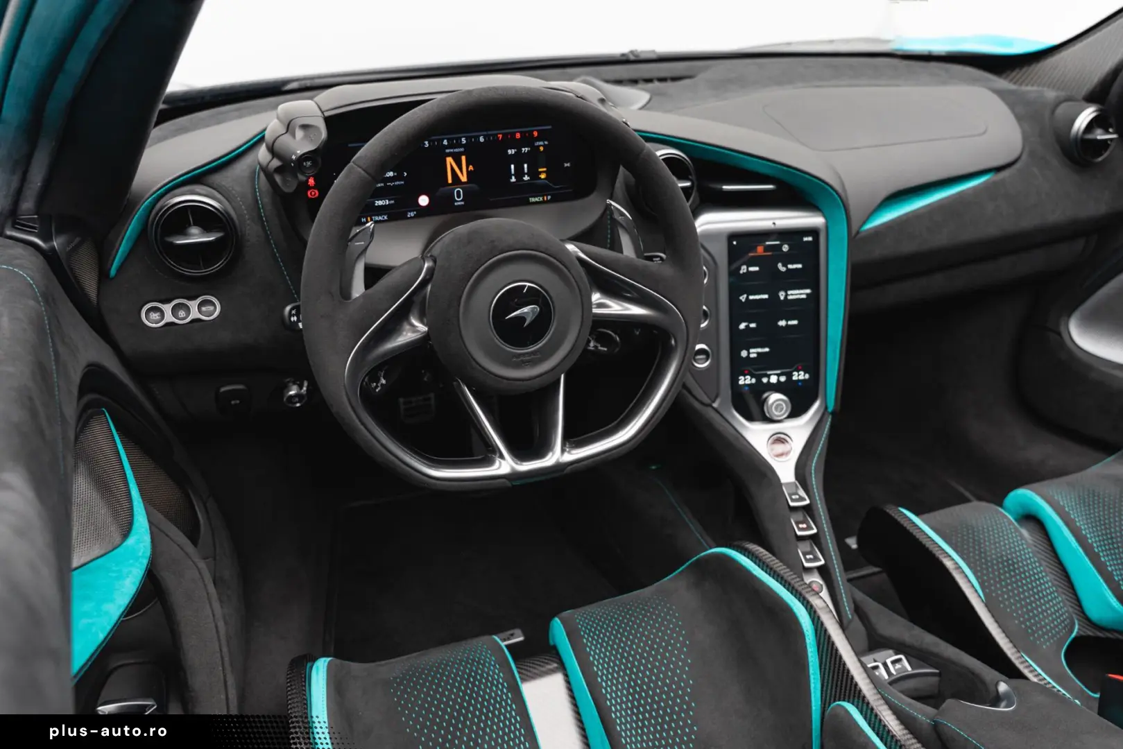 McLaren 750S Spider MSO TOKYO-CYAN