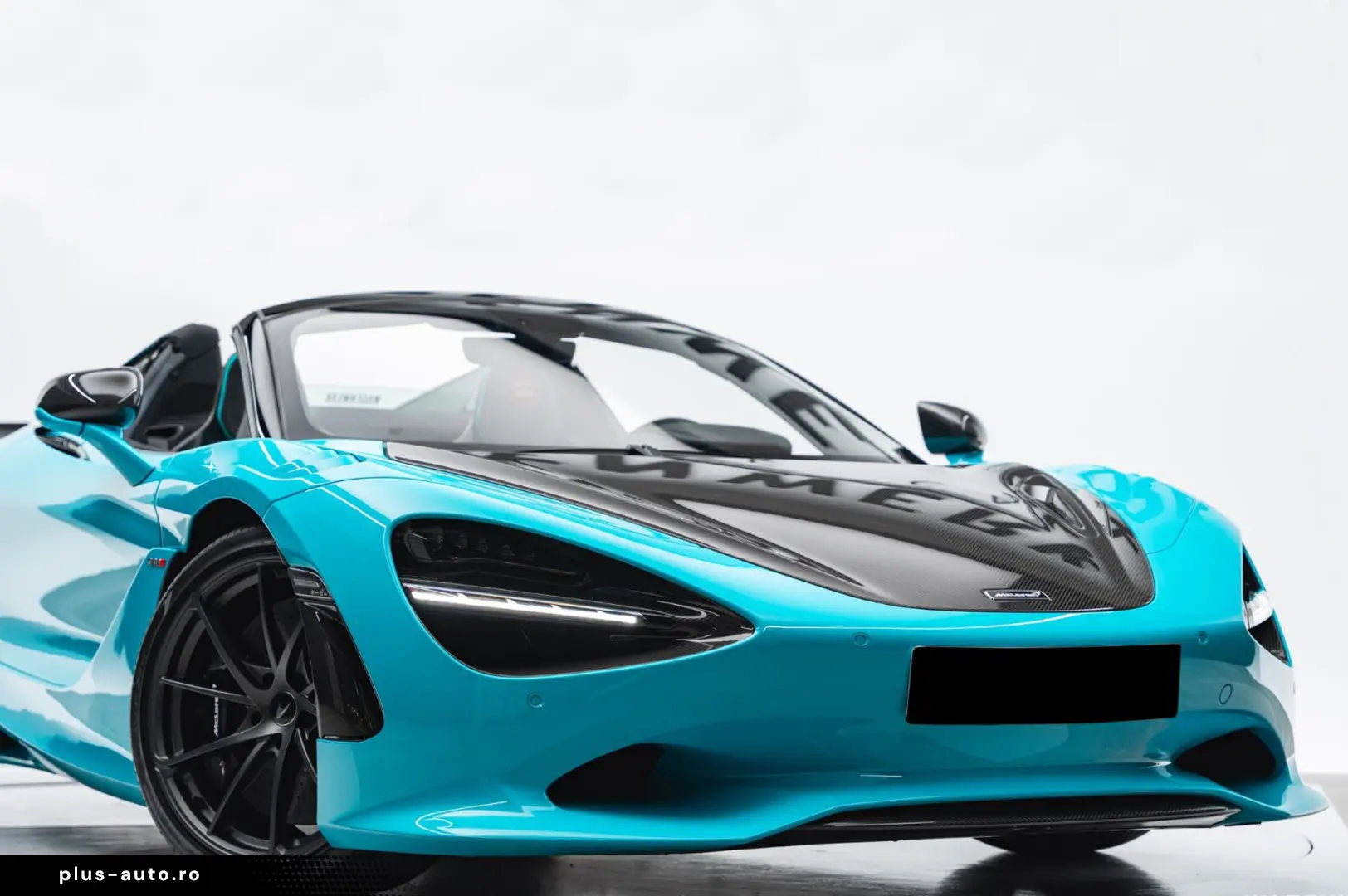 McLaren 750S Spider MSO TOKYO-CYAN