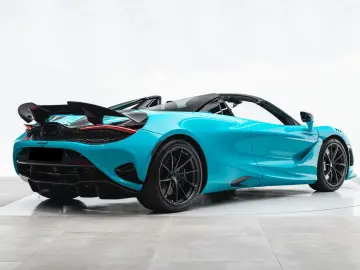 McLaren 750S Spider MSO TOKYO-CYAN