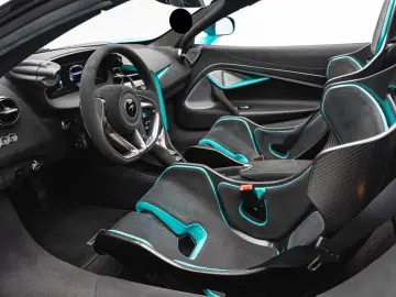 McLaren 750S Spider MSO TOKYO-CYAN