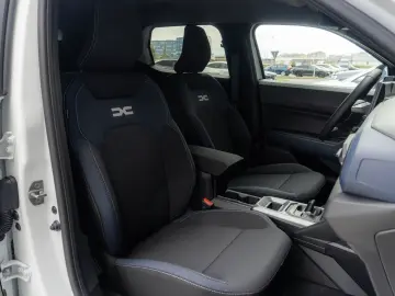 Dacia Duster Hybrid 140 4x2 Journey - LIVRARE IMEDIATA !!!