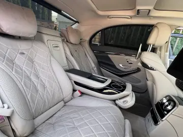 Mercedes-Benz S 400