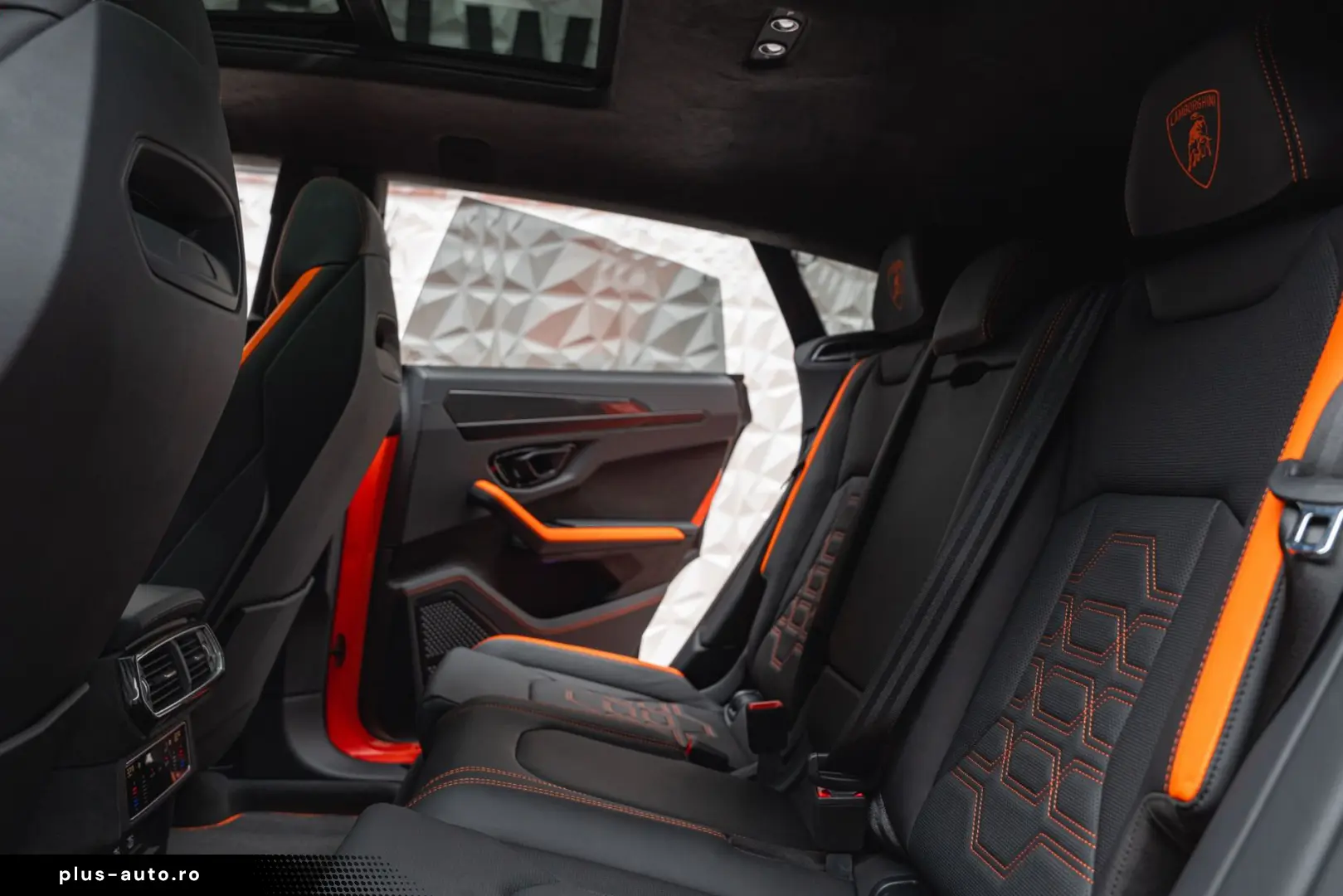 Lamborghini Urus SE AD-PERSONAM MY2025 FULL-CARBON