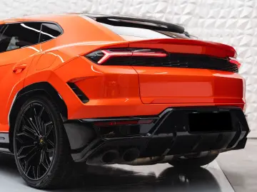 Lamborghini Urus SE AD-PERSONAM MY2025 FULL-CARBON