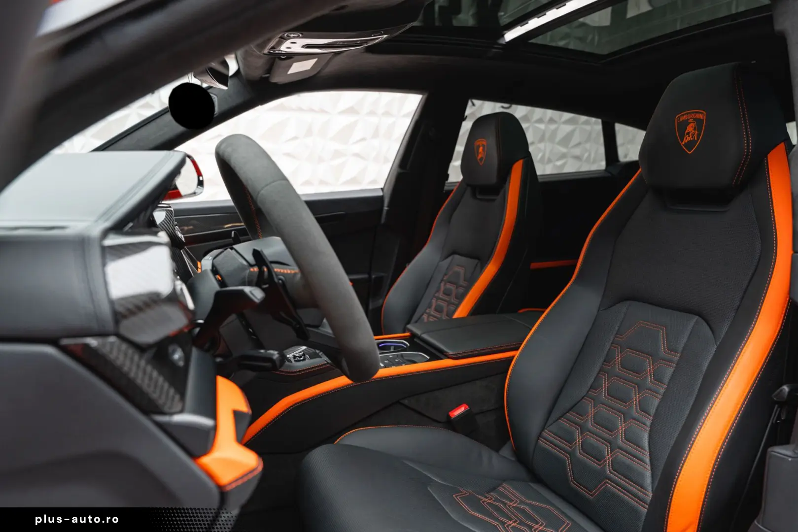 Lamborghini Urus SE AD-PERSONAM MY2025 FULL-CARBON