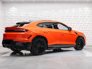 Lamborghini Urus SE AD-PERSONAM MY2025 FULL-CARBON