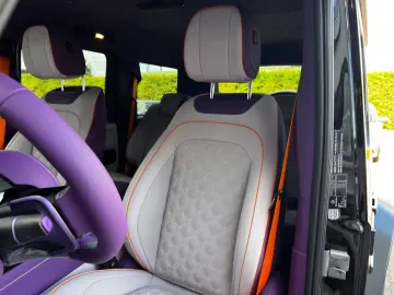 Mercedes-Benz G 63 AMG BRABUS 800   Nappa Violet