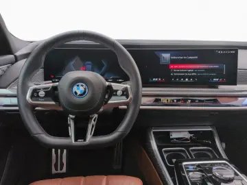BMW i7 M70 xDrive M