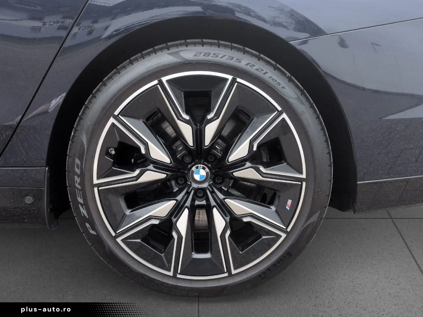 BMW i7 M70 xDrive M