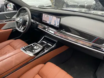 BMW 750e xDrive Limo M Sport