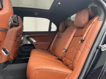 BMW 750e xDrive Limo M Sport