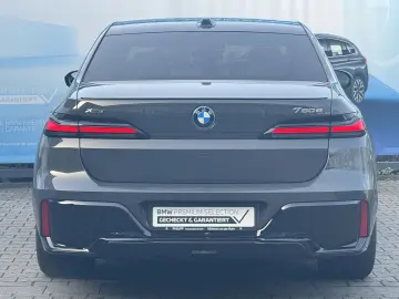 BMW 750e xDrive M Sport Pro
