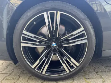 BMW 750e xDrive M Sport Pro