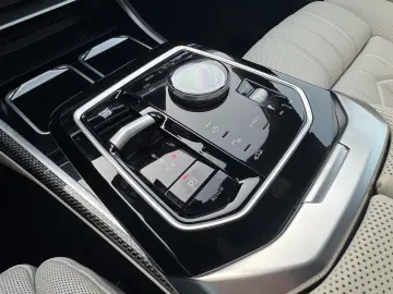 BMW 750e xDrive M Sport Pro