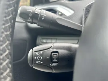 Peugeot 2008 2017 Crossway Moduri de condus Rate Garantie