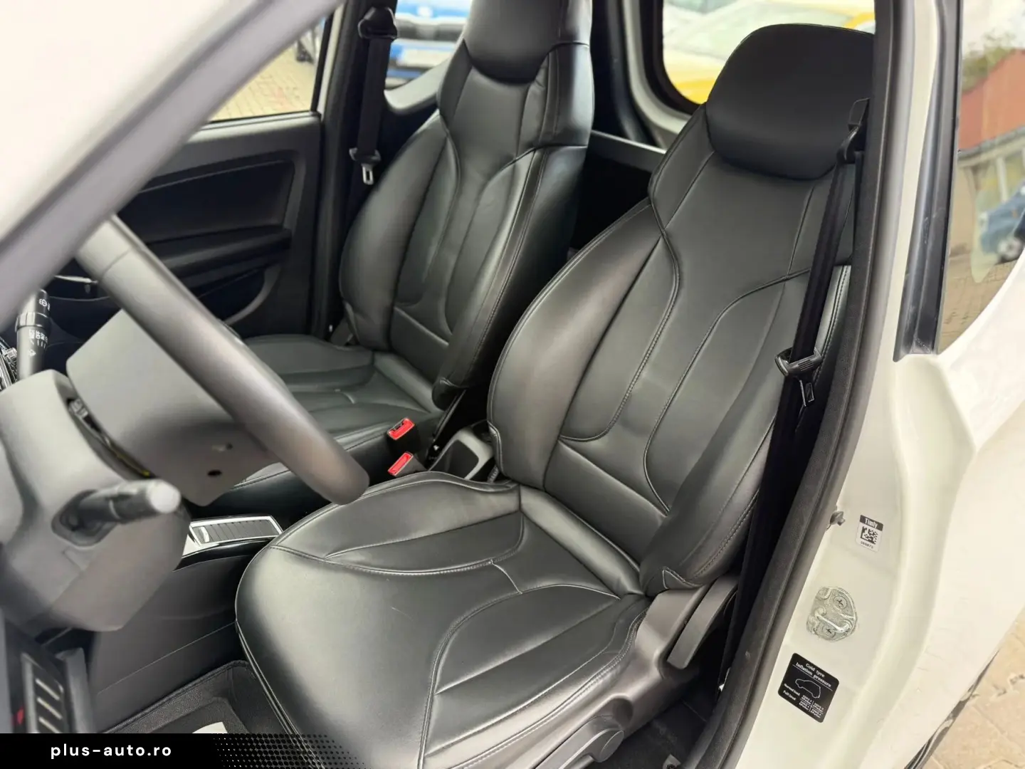 Elaris PIO 49CP Baterie27Kwh Climatronic Piele Finantare Sma