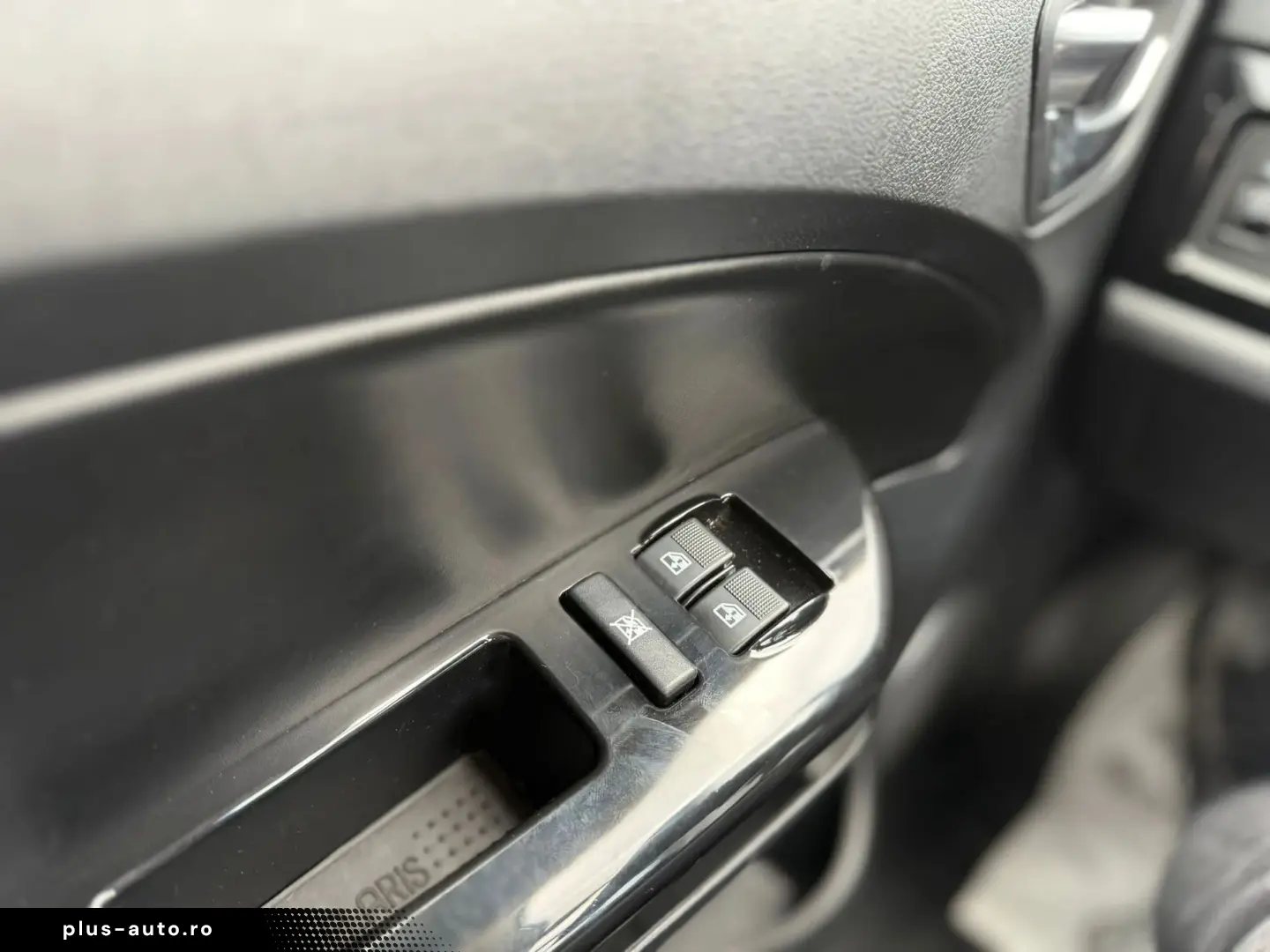 Elaris PIO 49CP Baterie27Kwh Climatronic Piele Finantare Sma