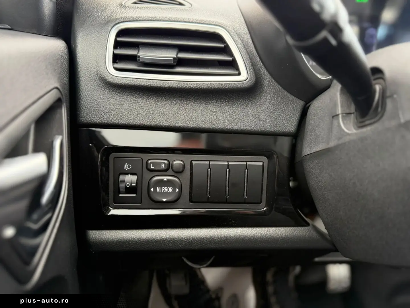 Elaris PIO 49CP Baterie27Kwh Climatronic Piele Finantare Sma