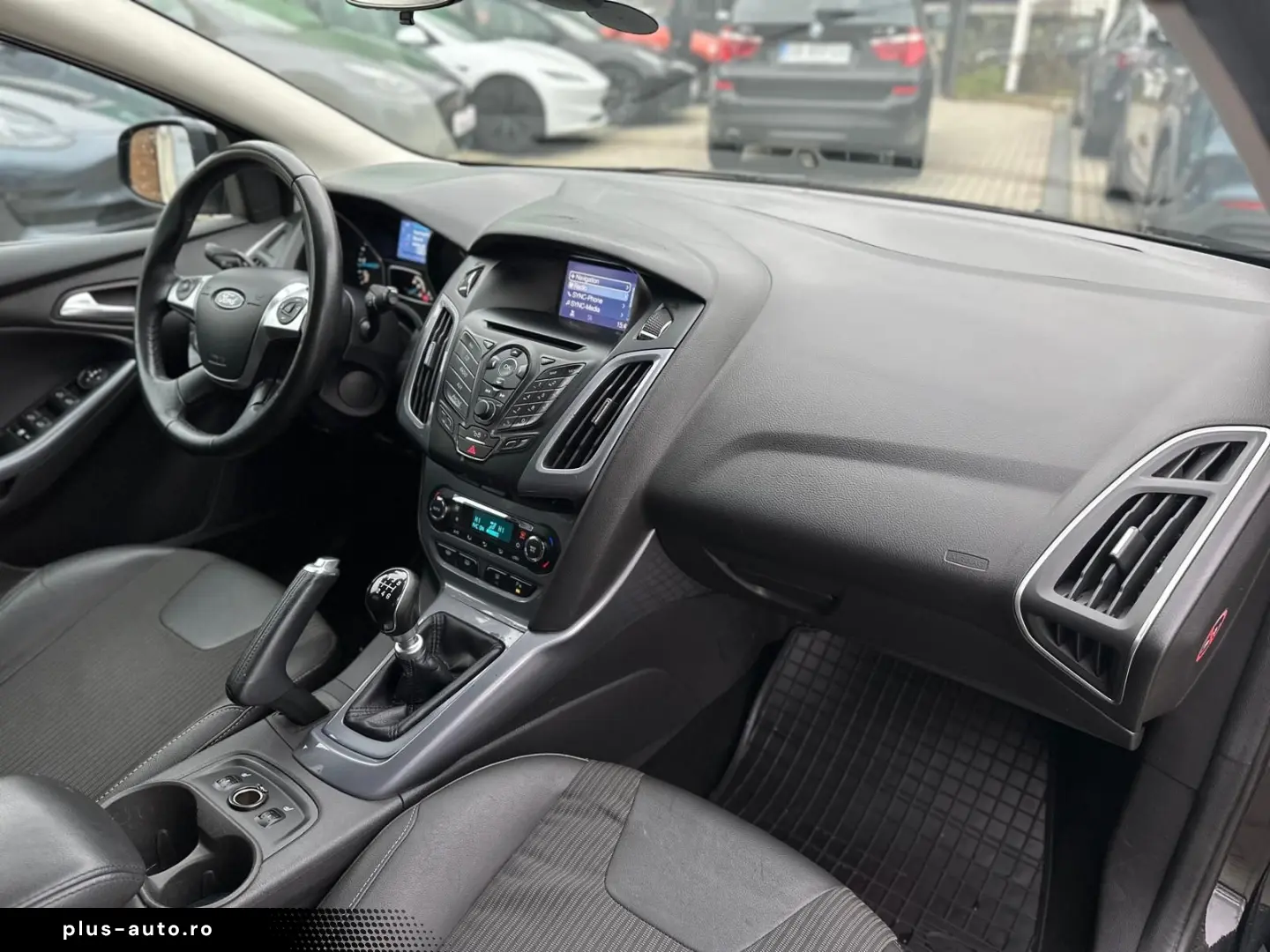Ford Focus 2.0TDCi 136CP KeylessGo IncalzireScaune ParkAssis