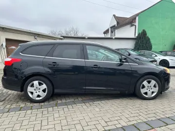 Ford Focus 2.0TDCi 136CP KeylessGo IncalzireScaune ParkAssis