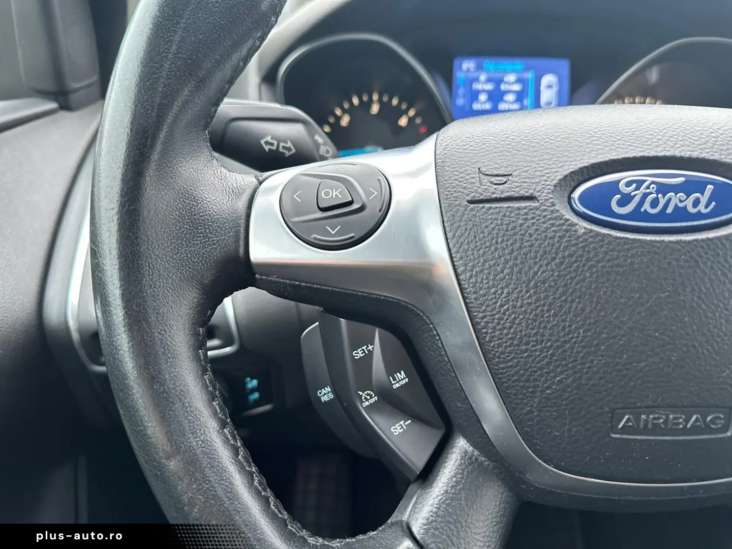 Ford Focus 2.0TDCi 136CP KeylessGo IncalzireScaune ParkAssis