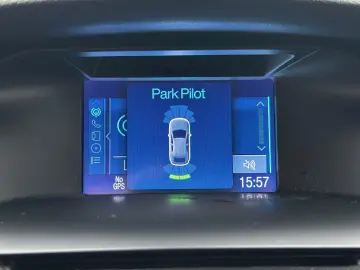 Ford Focus 2.0TDCi 136CP KeylessGo IncalzireScaune ParkAssis