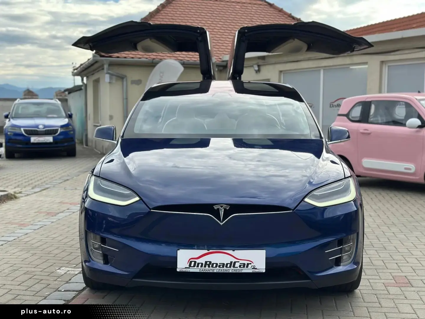 Tesla T-Model-X