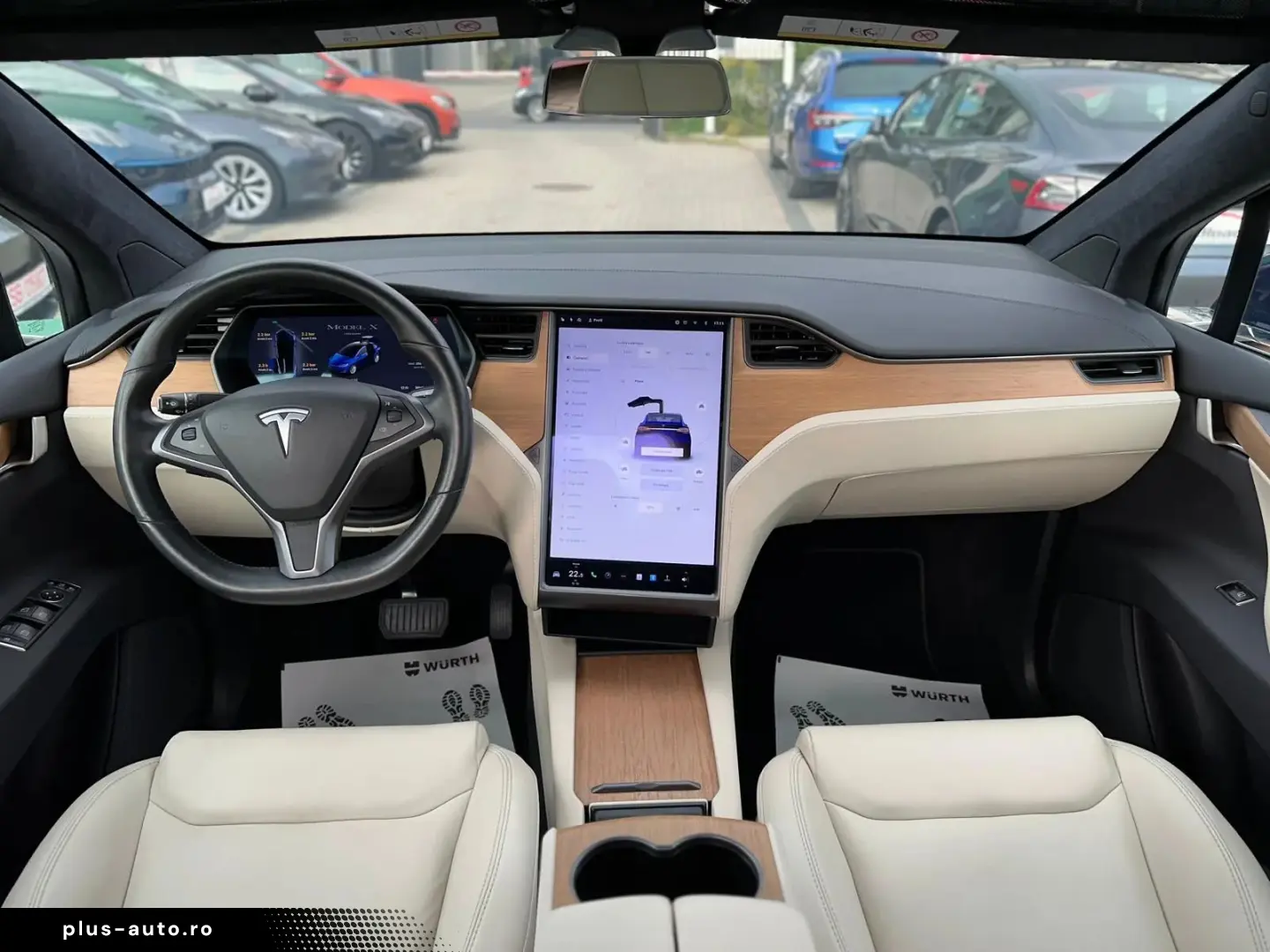 Tesla T-Model-X