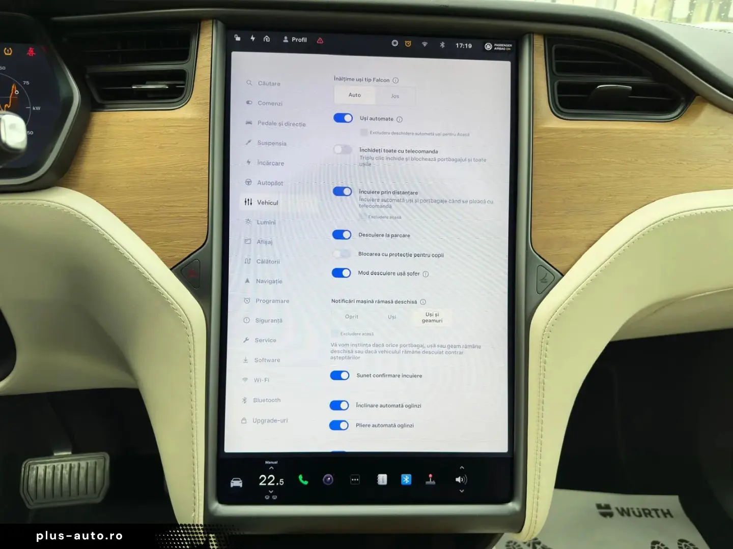 Tesla T-Model-X