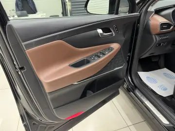 Hyundai Santa Fe 1.6 Plugin-Hybrid 4WD Prime