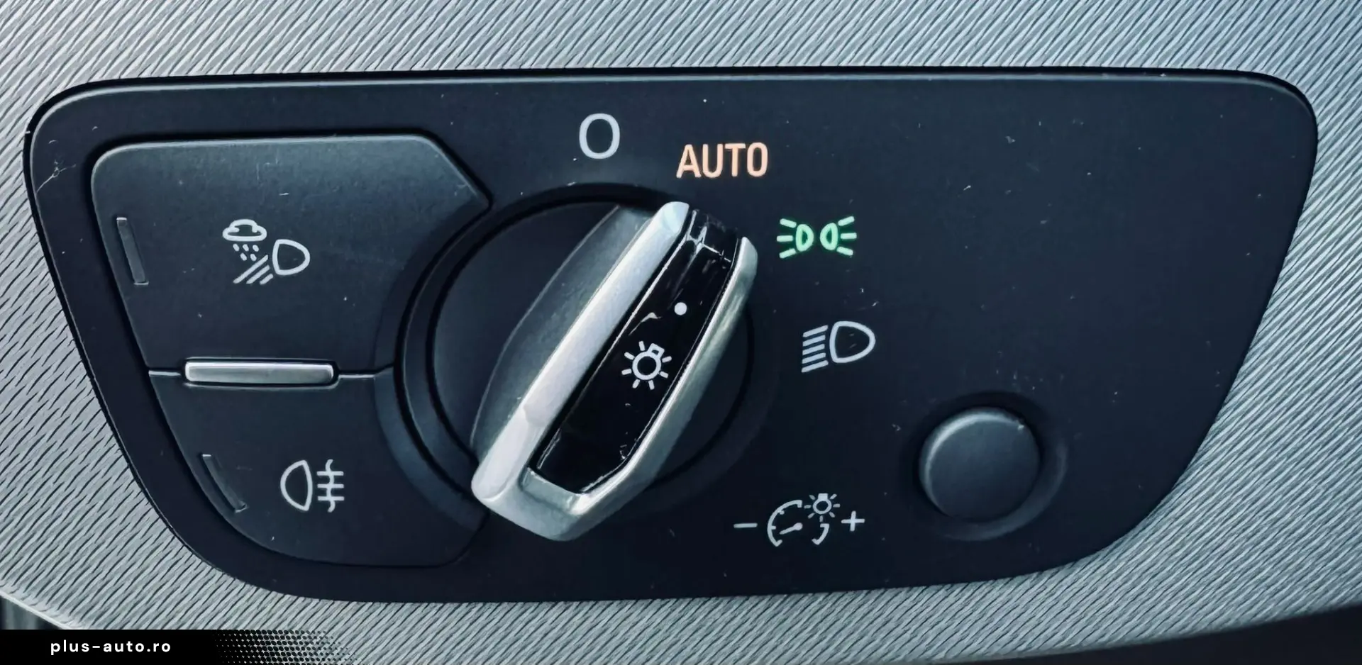 Audi A4   Fab- 03.2016   2.0 Benzina 190 Cp   Euro 6