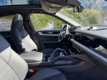 PORSCHE Cayenne Coupe S Matrix HA-Lenk SportAbgas Bose