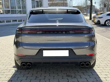 PORSCHE Cayenne Coupe S Matrix HA-Lenk SportAbgas Bose