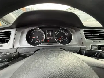 Volkswagen Golf 1.6 TDI BlueMotion